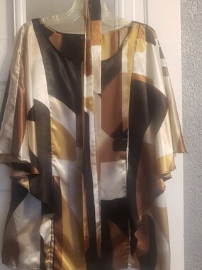 Unique Spectrum Satin Colorblock Top in Black, Gold & Brown